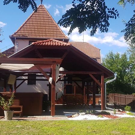 Tó úti Vendégház Mezotúr Exterior foto